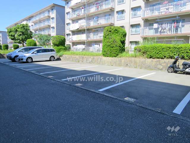 敷地内駐車場（屋外平面式）