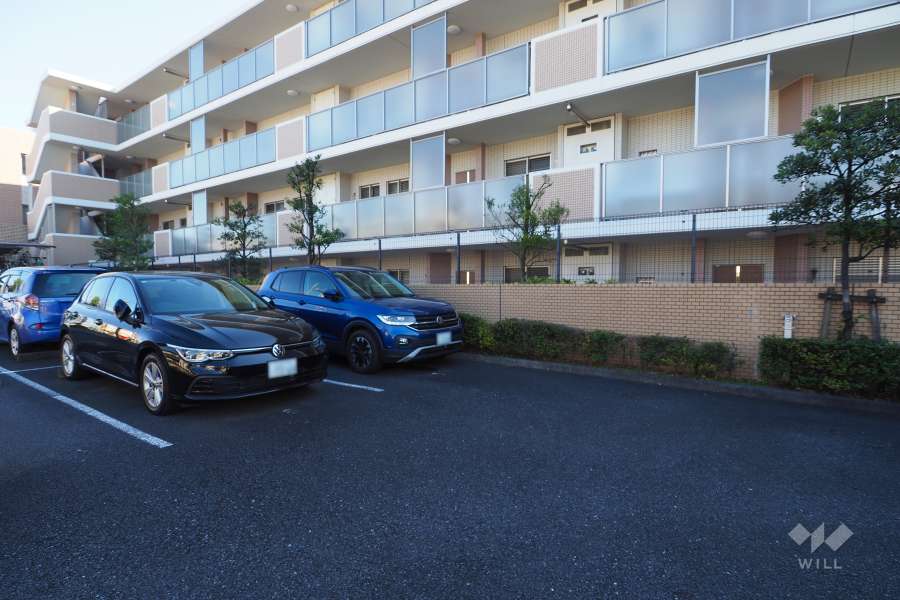 敷地内駐車場（屋外平面式）