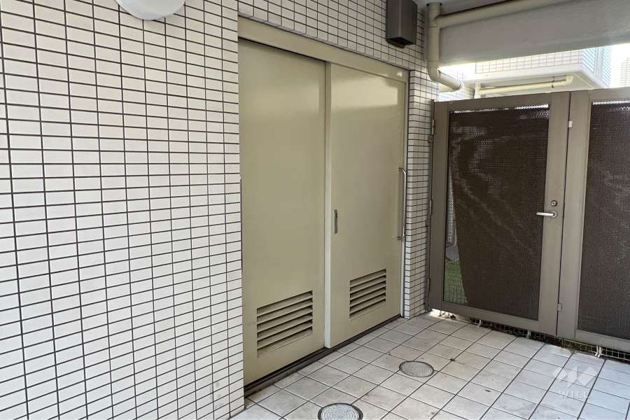 駐輪場の出入り口