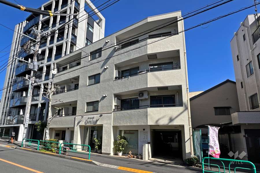 パレドール西荻窪の外観（南西側から）