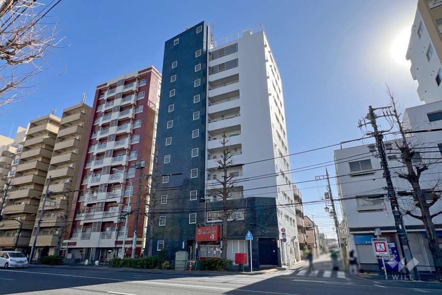 西荻国際第一マンションの外観（北西側から）
