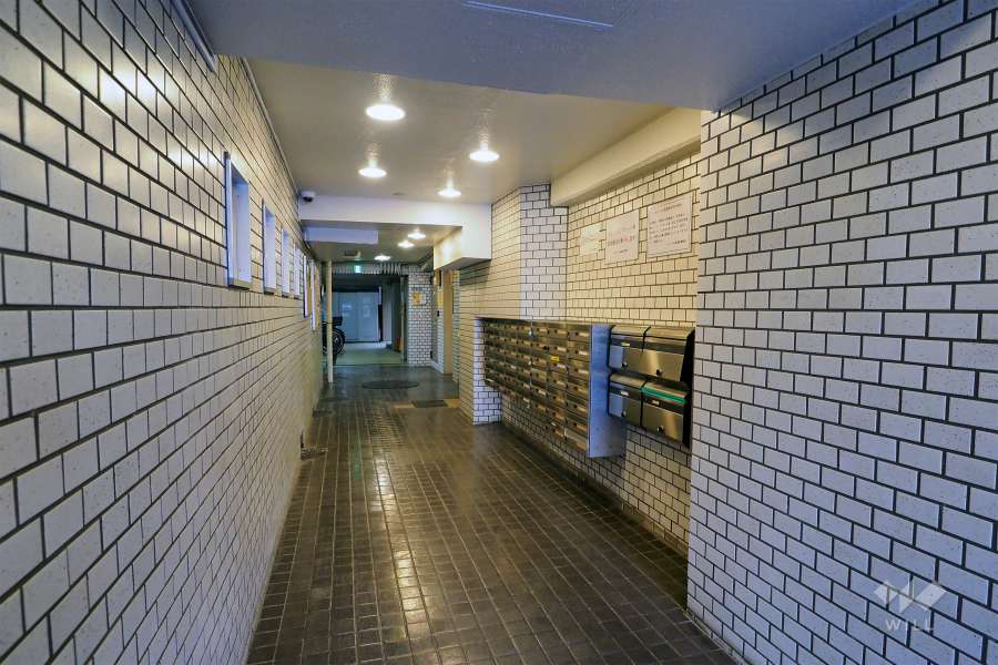 エントランスホール