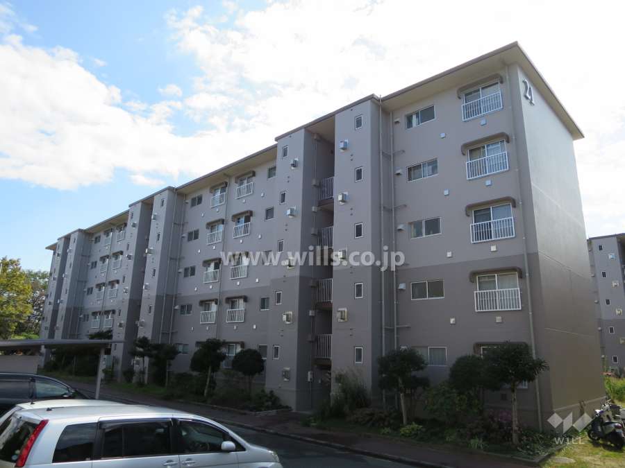 公社清和台住宅２１号棟の外観（北西側から）