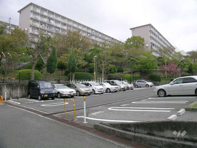敷地内駐車場（屋外平面式）