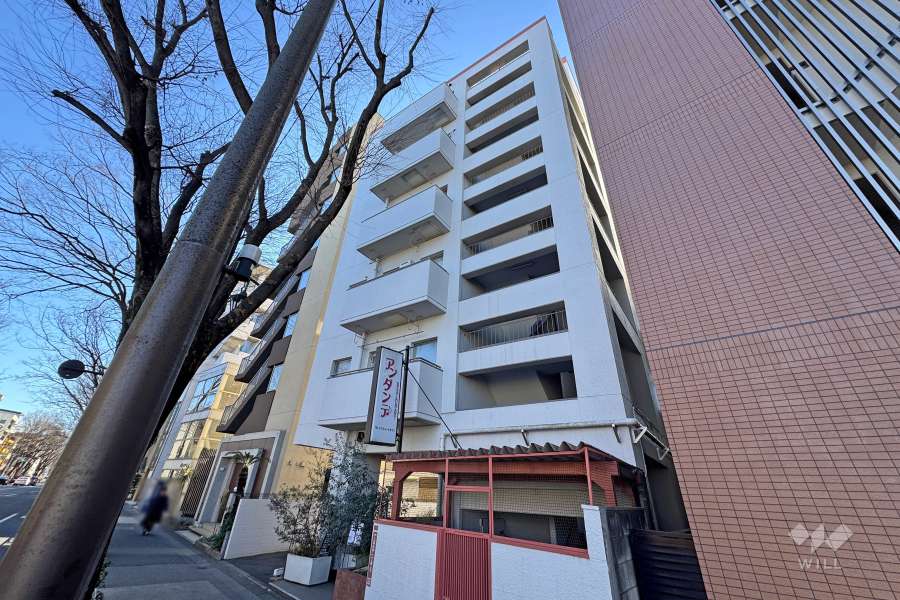 レック八幡山マンションの外観（北西側から）