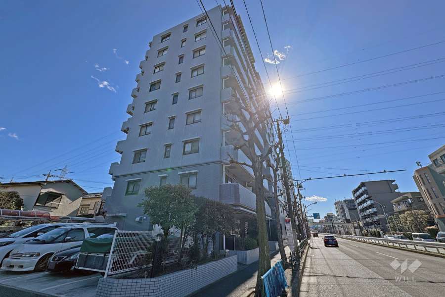 エスカイア上高井戸の外観（北西側から）