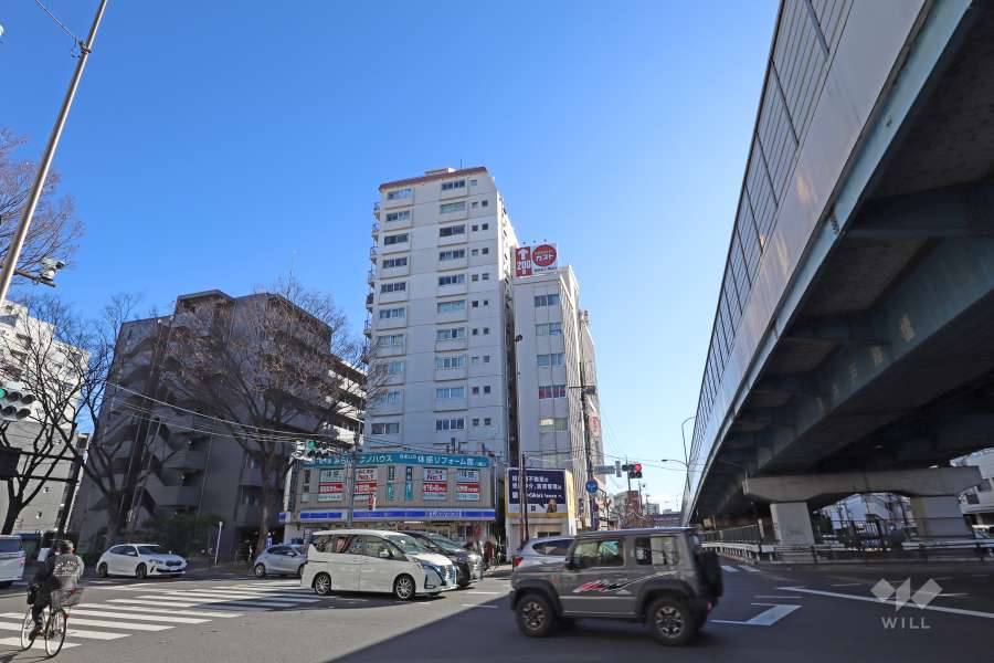 トーエイ高井戸の外観(北西側から)