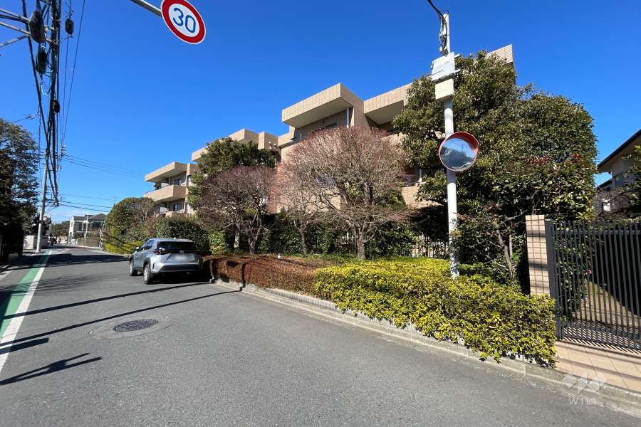 浜田山ウエストガーデンの外観（南東側から）　