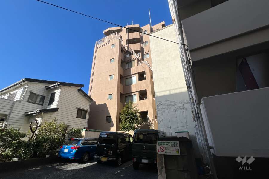 デュオスカーラ阿佐ヶ谷の外観（北東側から）