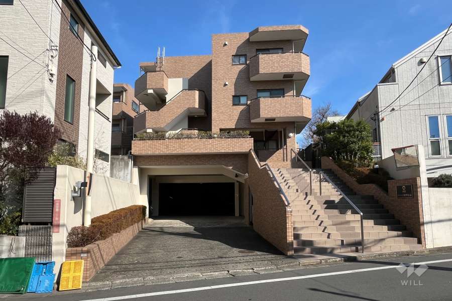 朝日クレスパリオ南阿佐谷の外観（西側から）