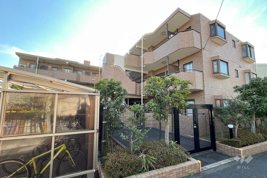 朝日クレスパリオ南阿佐谷の外観（北東側から）