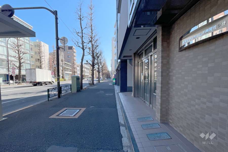 敷地北東側の前面道路