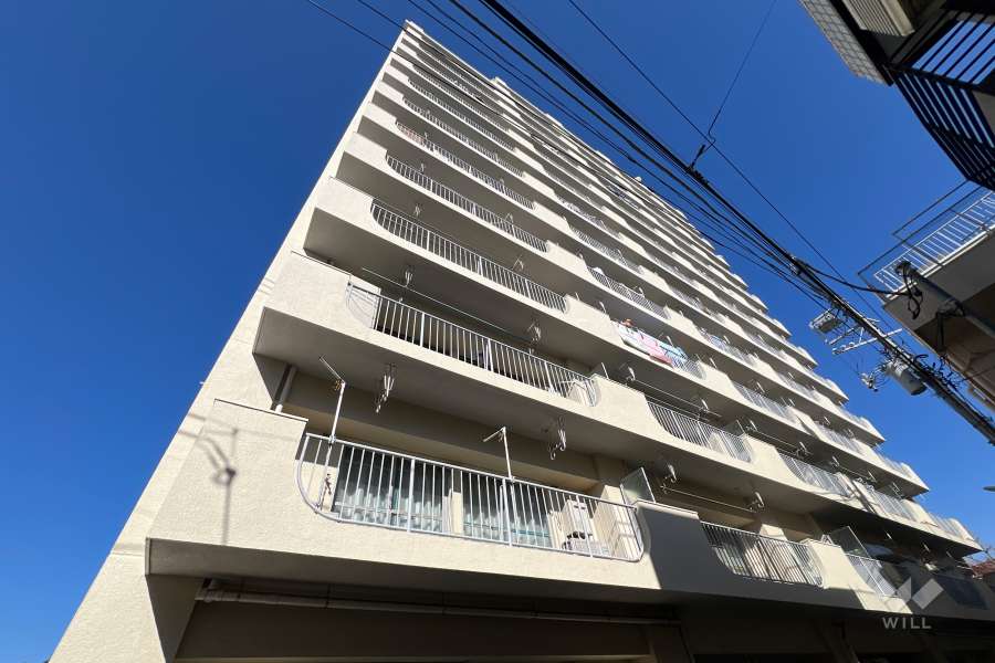 成宗マンションの外観（南東側から）