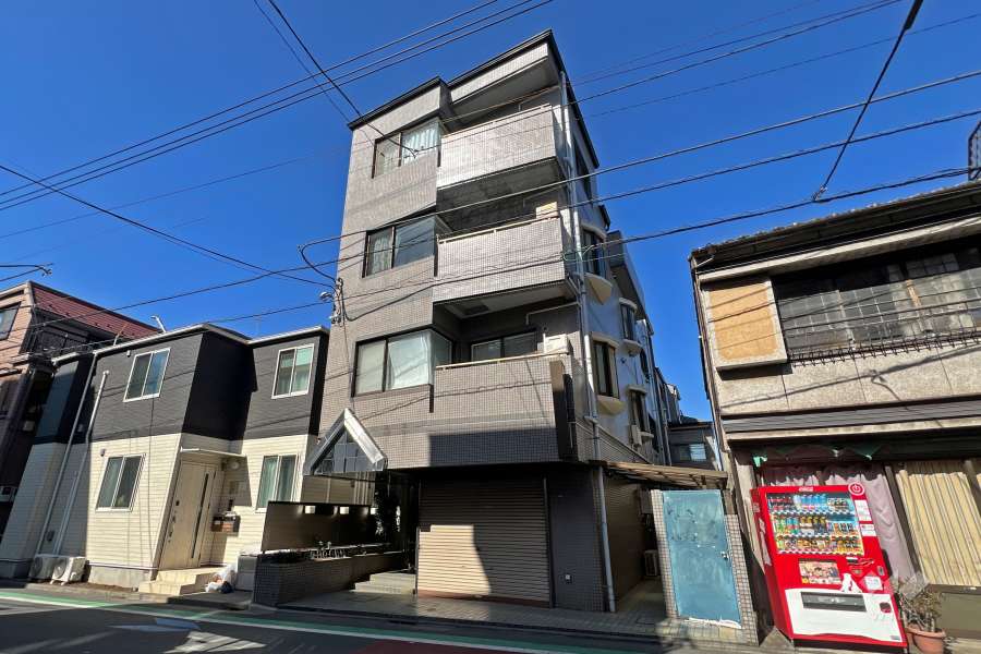 ネイバリングハウス荻窪の外観（南東側から）