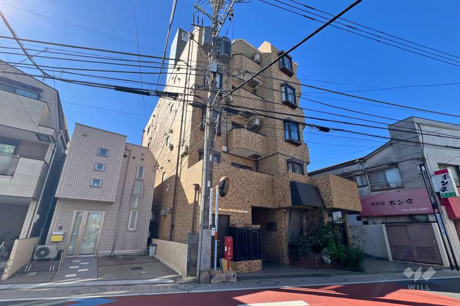 ライオンズマンション西荻南の外観（北東側から）