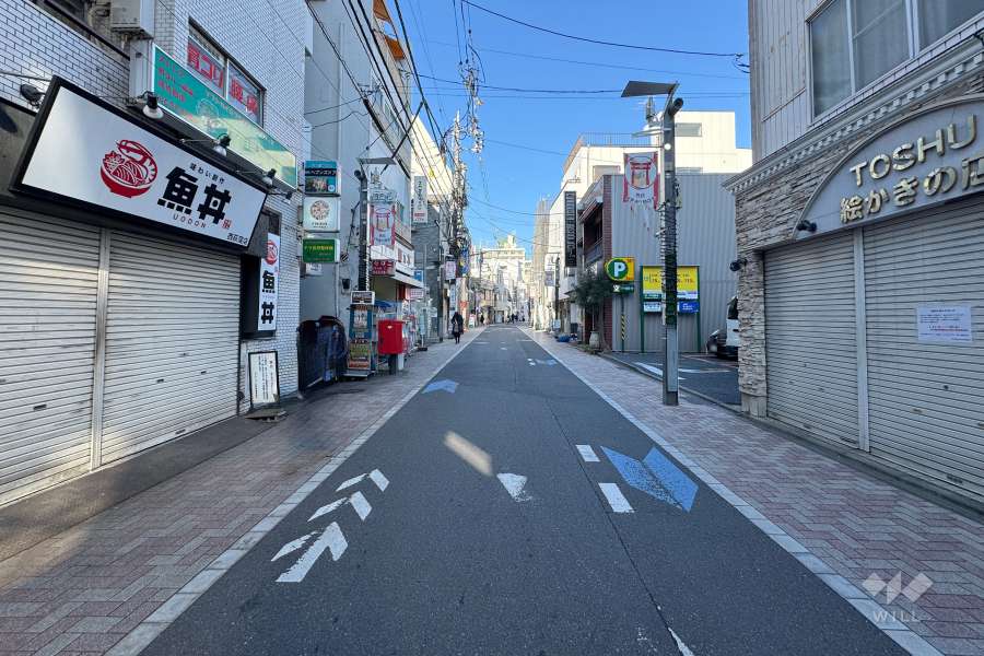 敷地北東側の前面道路　