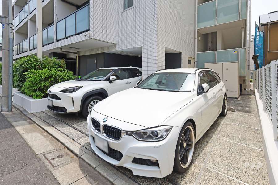 敷地内駐車場（屋外平面式）