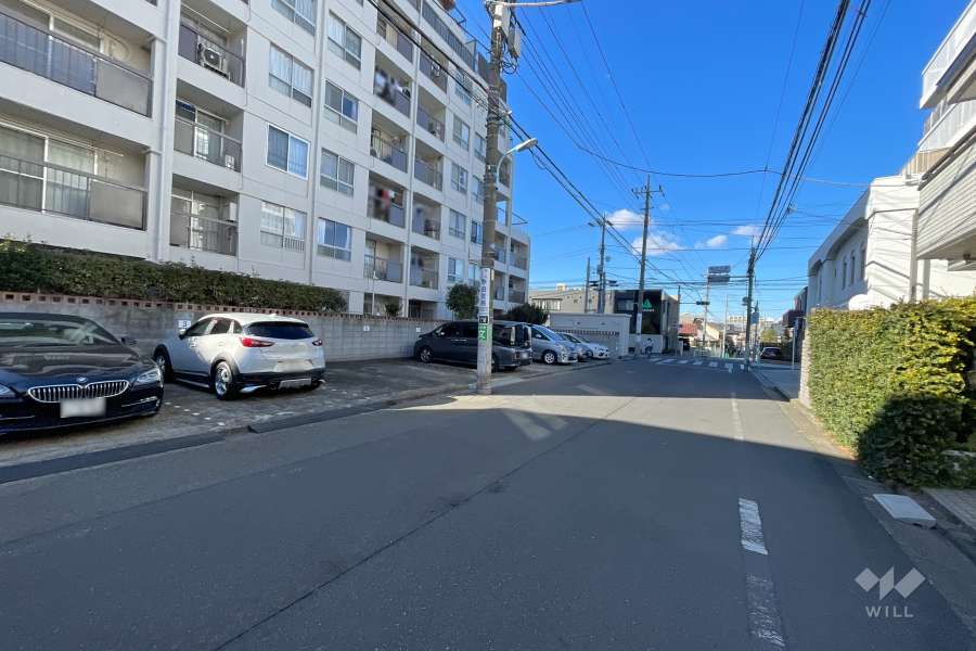 敷地東側の前面道路　