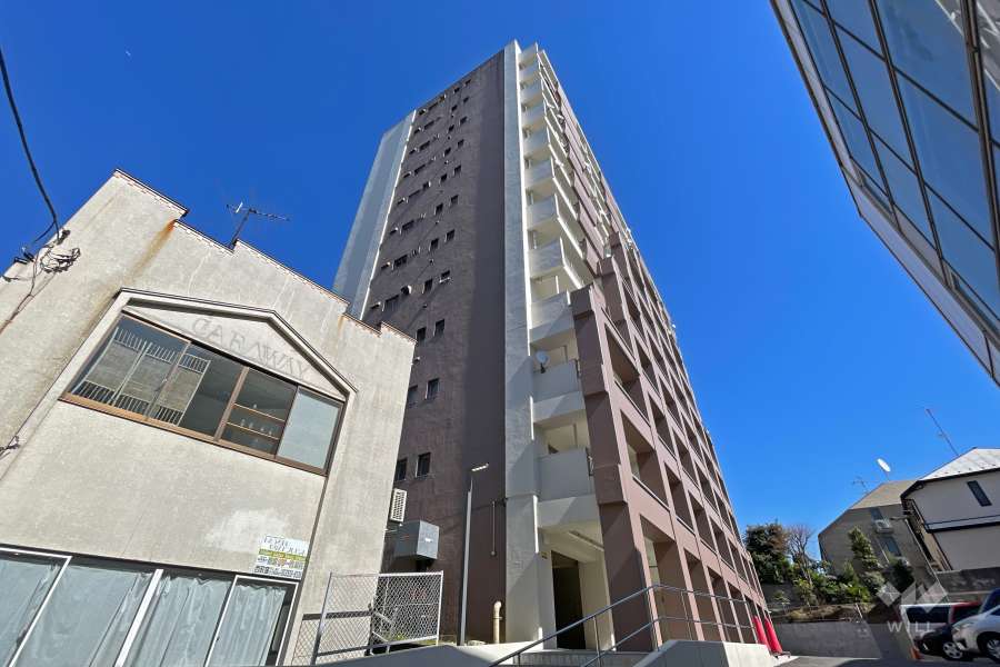 ライオンズマンション西荻第2の外観（南西側から）