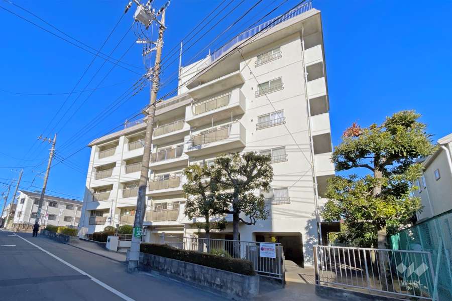 西荻台マンションの外観（南西側から）