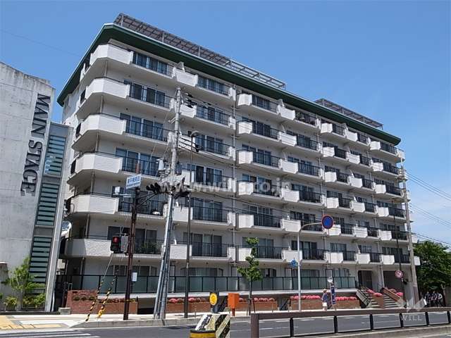 芦屋川アーバンライフの外観（南西側から）