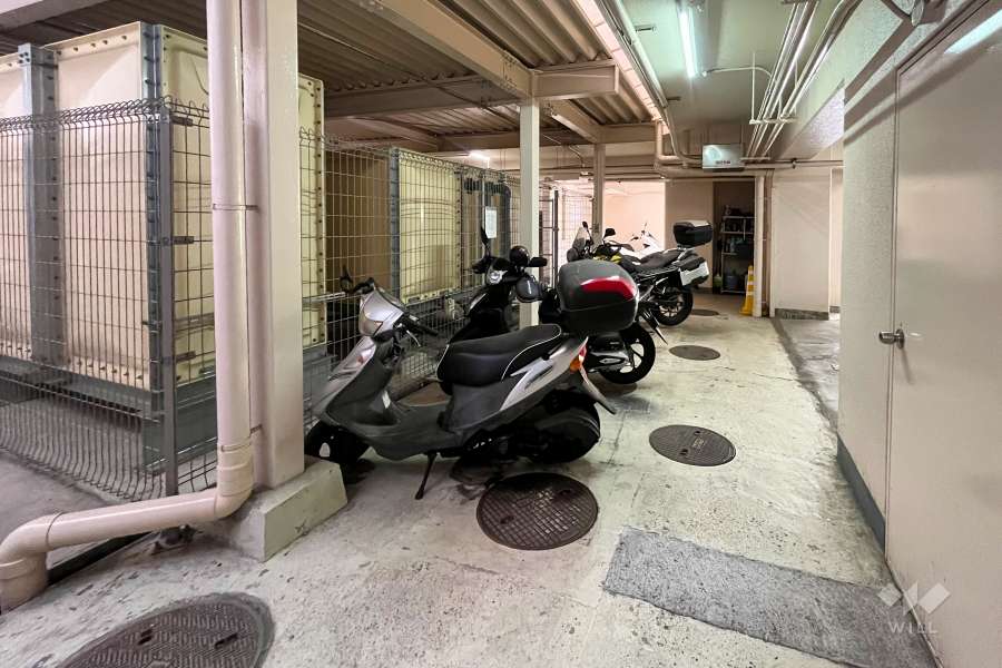 バイク置場