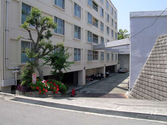 駐車場入り口