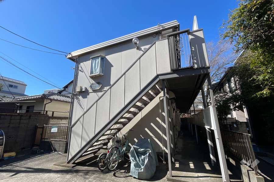 サンハイツ荻窪の外観（北東側から）