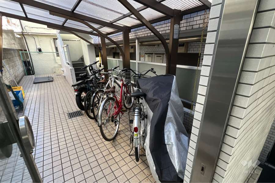 駐輪場・バイク置場（屋根付き）