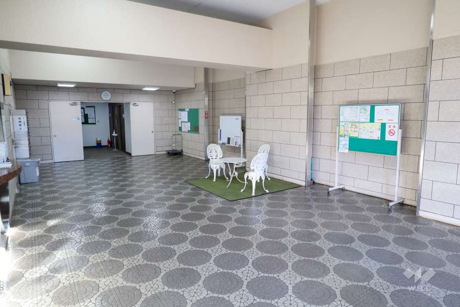 エントランスホール