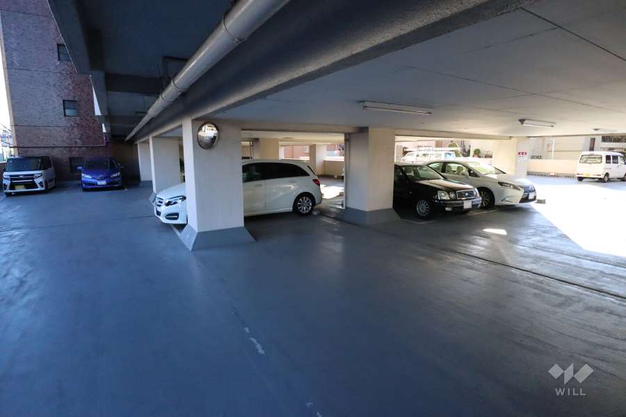敷地内駐車場（屋外平面式）