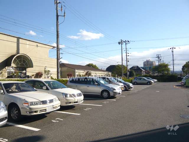 敷地内駐車場（屋外平面式）
