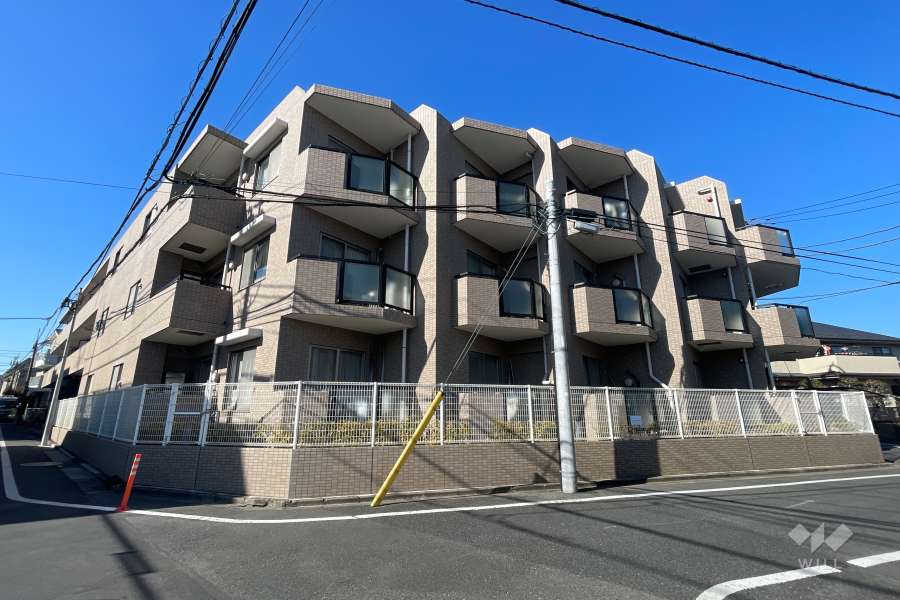 フェアロージュ荻窪の外観（南東側から）