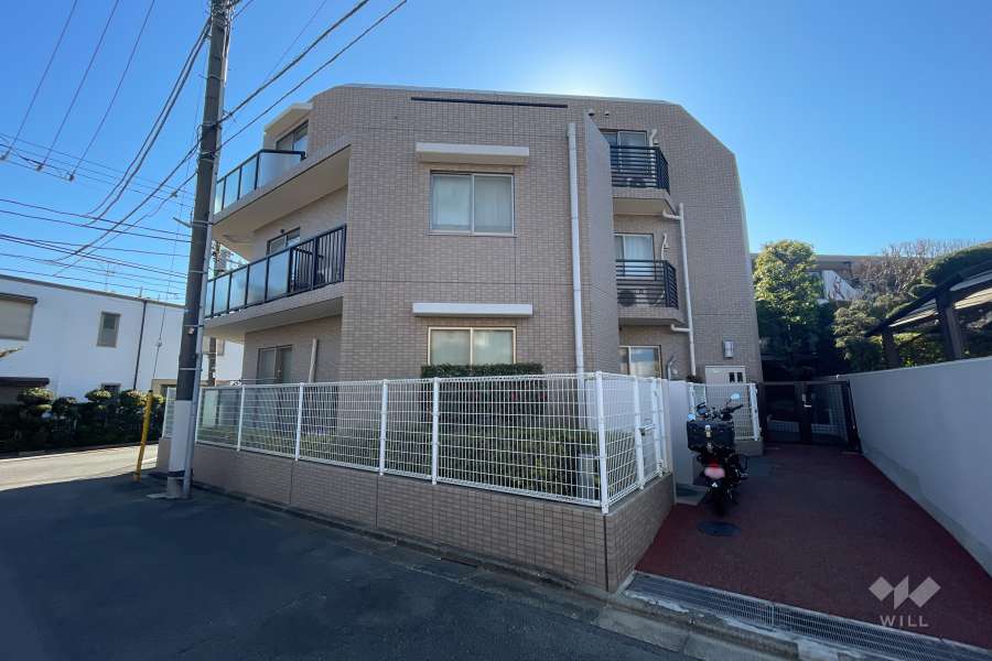 フェアロージュ荻窪の外観（北東側から）