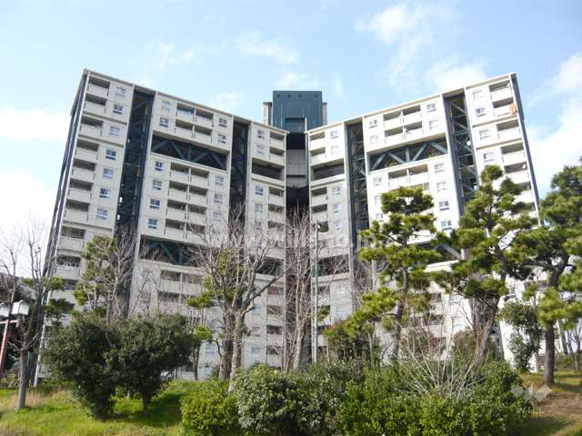 芦屋浜第2住宅の外観（南東側から）