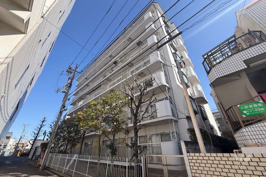 ベルエア新高円寺の外観（南西側から）