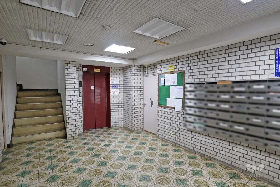 エントランスホール