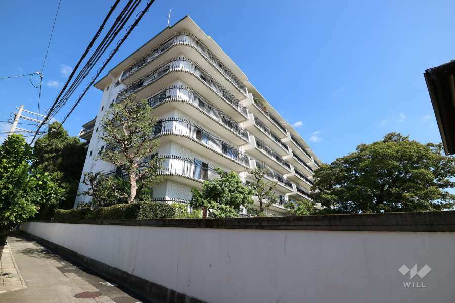 芦屋アーバンライフの外観（南西側から）