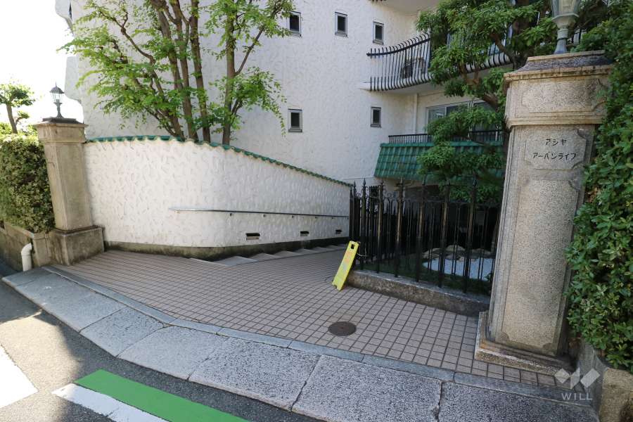 エントランスアプローチ