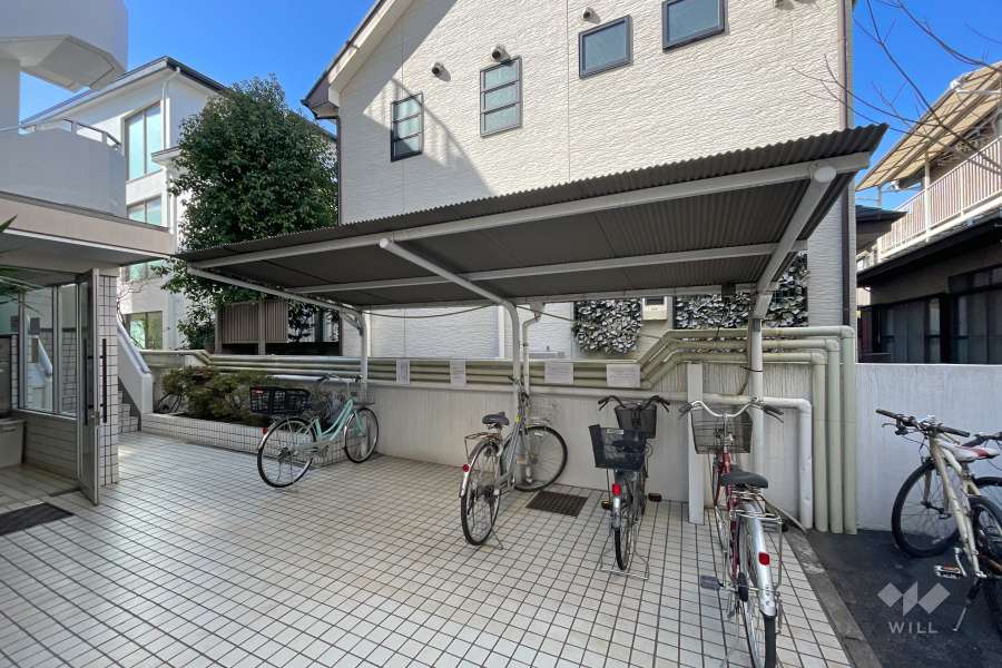 駐輪場（屋根付き）