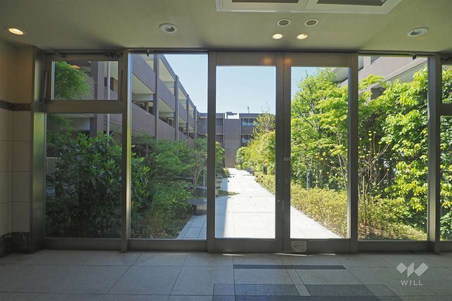 エントランスホール