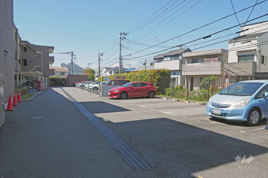 敷地内駐車場（屋外平面式）