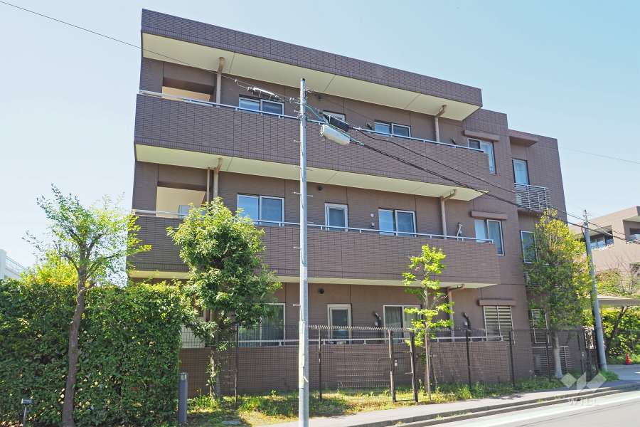 アリュール浜田山の外観（南東側から）