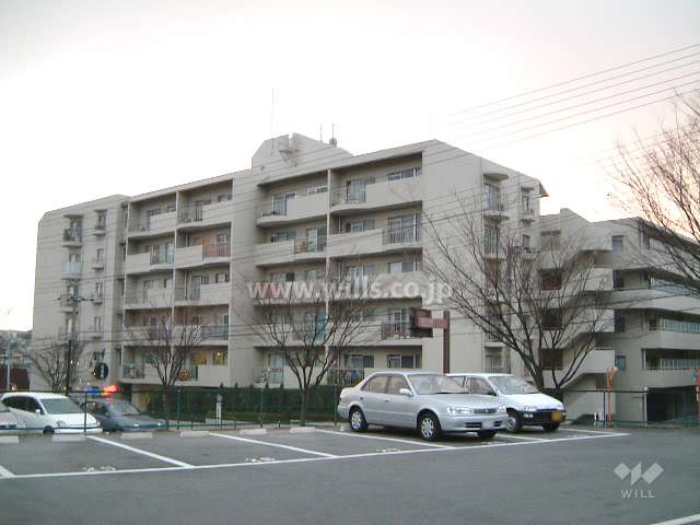芦屋パインリッチの外観（北東から）