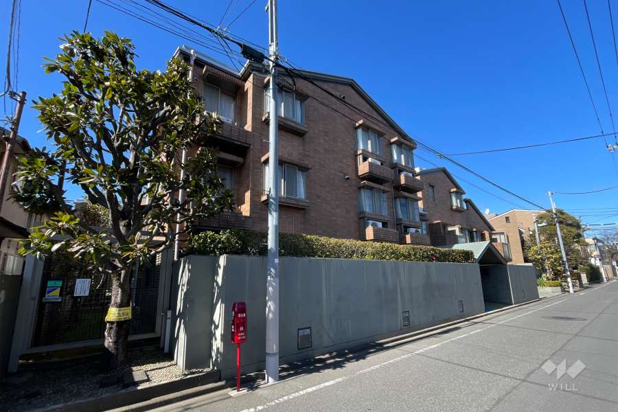 メゾネット浜田山の外観（南東側から）