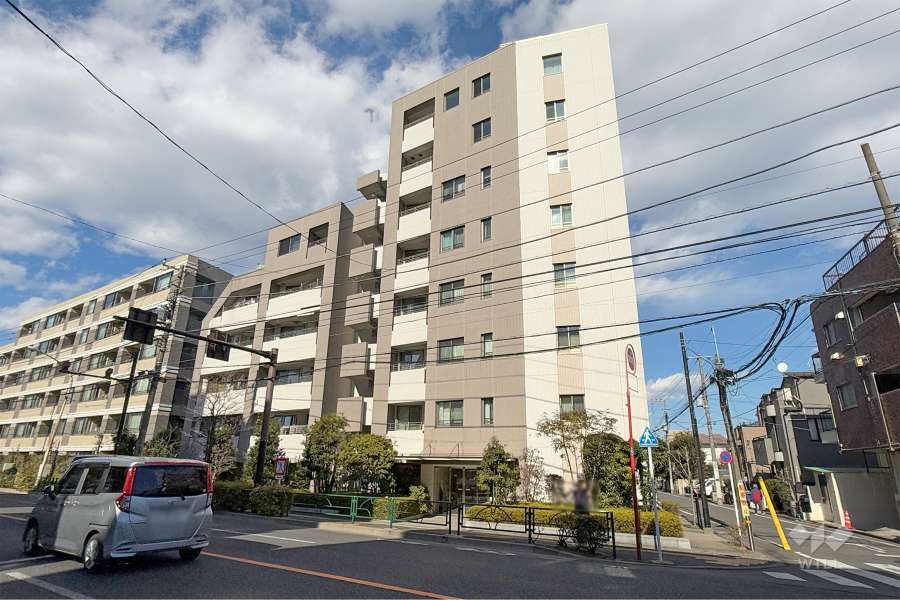 クラッシィハウス浜田山の外観（南東側から）