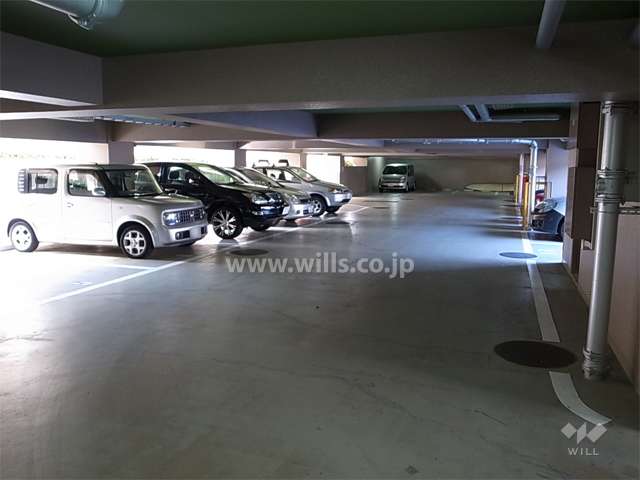 敷地内駐車場（屋内平面式）
