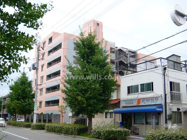アムール芦屋の外観（北東側から）