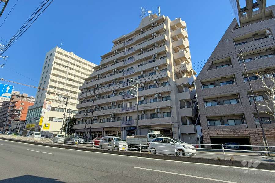 ベルエール方南町の外観（南西側から）