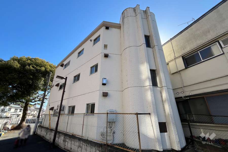 ニュー方南町マンションの外観（北西側から）